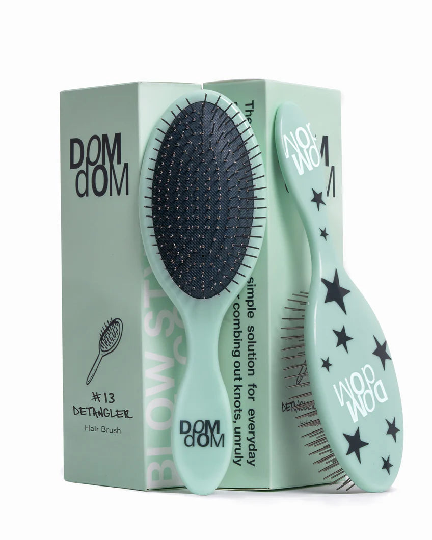 DD_PDP_GREEN_DETANGLER_BRUSH_1_1a8e9407-cca2-4345-89a5-feb651807c42.webp
